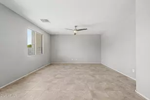 8510 N 61st Dr, Glendale, AZ 85302 - Photo 6
