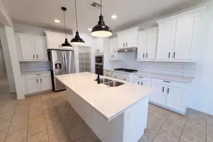 19872 W Montecito Ave, Litchfield Park, AZ 85340 - Photo 2
