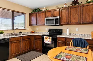 4642 N 84th Ln, Phoenix, AZ 85037 - Photo 4