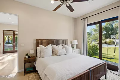 2138 E Calle De Arcos Road, Tempe, AZ 85284 - Photo 48