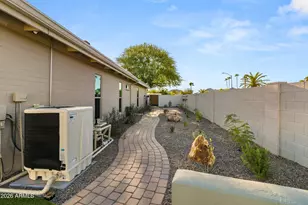 3315 E Malapai Dr, Phoenix, AZ 85028 - Photo 46
