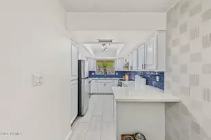4144 N 21st St, Phoenix, AZ 85016 - Photo 4