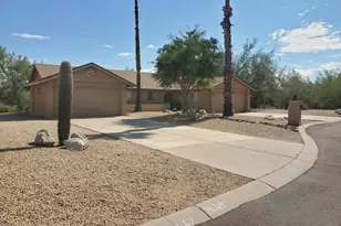 16805 E Ibsen Dr, Fountain Hills, AZ 85268 - Photo 2