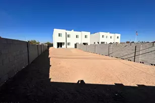 905 W Dobbins Rd, Phoenix, AZ 85041 - Photo 16