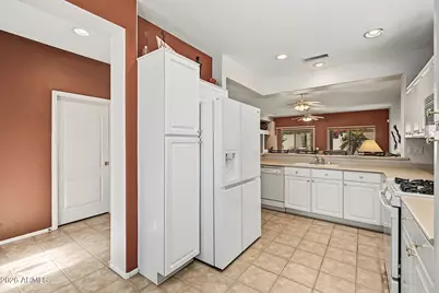 15726 W Arrowhead Drive, Surprise, AZ 85374 - Photo 14
