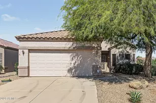 15726 W Arrowhead Dr, Surprise, AZ 85374 - Photo 2