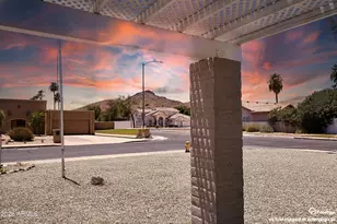 2802 E Hillery Dr, Phoenix, AZ 85032 - Photo 2