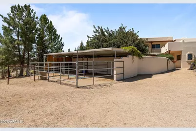 651 Chaparral Road, Wickenburg, AZ 85390 - Photo 2