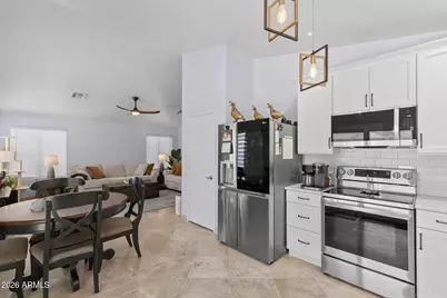 1039 W 6th Avenue, Apache Junction, AZ 85120 - Photo 10
