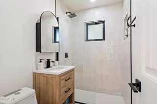 1124 N 13th St, Phoenix, AZ 85006 - Photo 16