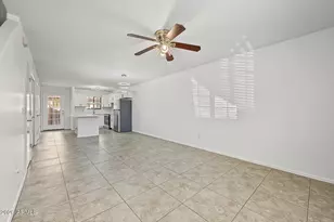 455 S Mesa Dr, Mesa, AZ 85210 - Photo 4