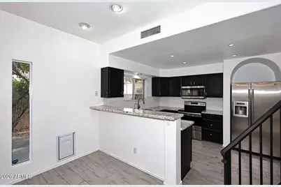 10226 N 12th Place E #1, Phoenix, AZ 85020 - Photo 16