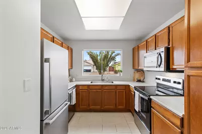 15645 W Hilton Avenue, Goodyear, AZ 85338 - Photo 18