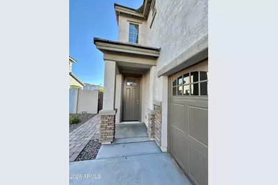 905 S Canal Drive #5, Chandler, AZ 85225 - Photo 2
