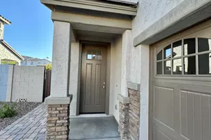 905 S Canal Dr, Chandler, AZ 85225 - Photo 2