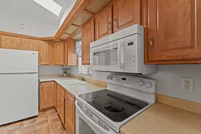 21300 W Outlaw Drive, Congress, AZ 85332 - Photo 12