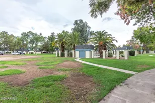 8109 N 32nd Dr, Phoenix, AZ 85051 - Photo 32