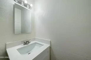 6413 S 21st Pl, Phoenix, AZ 85042 - Photo 20