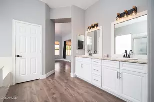 1740 S Heritage Dr, Gilbert, AZ 85295 - Photo 14