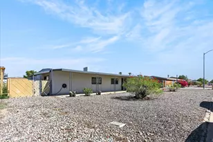 7002 W Wanda Lynn Ln, Peoria, AZ 85382 - Photo 2