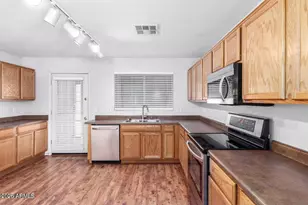 1924 S 172nd Ln, Goodyear, AZ 85338 - Photo 4