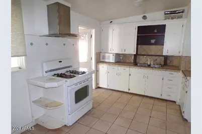 2628 E 2nd Street, Mesa, AZ 85213 - Photo 6