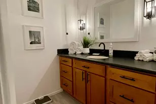 425 S Parkcrest St, Mesa, AZ 85206 - Photo 8