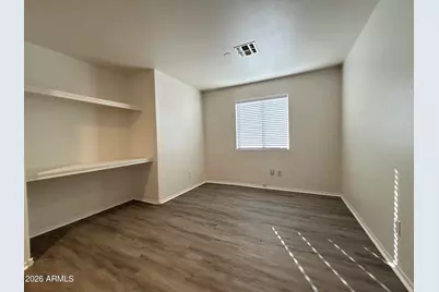10424 W Medlock Drive, Glendale, AZ 85307 - Photo 18