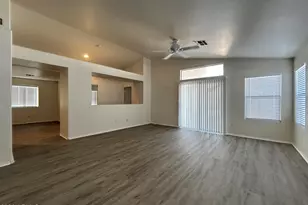 10424 W Medlock Dr, Glendale, AZ 85307 - Photo 8