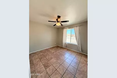 2913 W Woodridge Drive, Phoenix, AZ 85053 - Photo 16