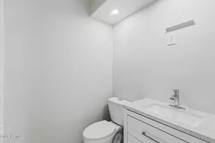 7935 W Earll Dr, Phoenix, AZ 85033 - Photo 26