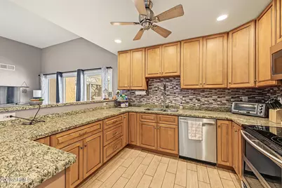 2116 W Claremont Street, Phoenix, AZ 85015 - Photo 16