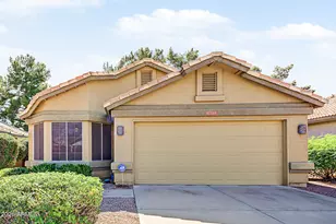 4237 E Morrow Dr, Phoenix, AZ 85050 - Photo 2
