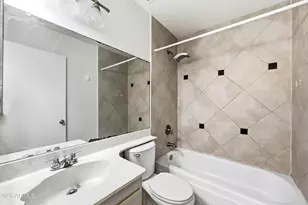 904 W Malibu Dr, Tempe, AZ 85282 - Photo 16