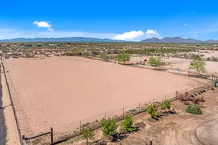 46306 W Trotter Rd, Wickenburg, AZ 85390 - Photo 2