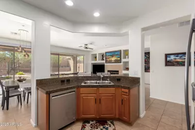 41202 N Rolling Green Way, Anthem, AZ 85086 - Photo 10