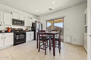 7239 W Candlewood Way, Florence, AZ 85132 - Photo 10
