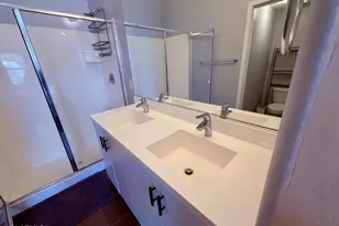 2329 E Huntington Dr, Phoenix, AZ 85040 - Photo 14