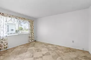 10535 W Highwood Ln, Sun City, AZ 85373 - Photo 8