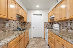 10535 W Highwood Ln, Sun City, AZ 85373 - Photo 18