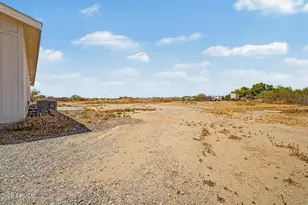 21376 W Mark Ln, Wittmann, AZ 85361 - Photo 20