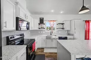 21376 W Mark Ln, Wittmann, AZ 85361 - Photo 8