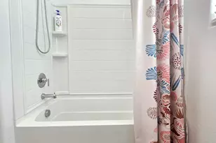 8926 W Rancho Dr, Glendale, AZ 85305 - Photo 12