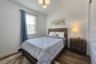 8926 W Rancho Dr, Glendale, AZ 85305 - Photo 10