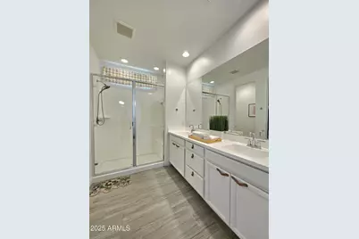 8926 W Rancho Drive, Glendale, AZ 85305 - Photo 20