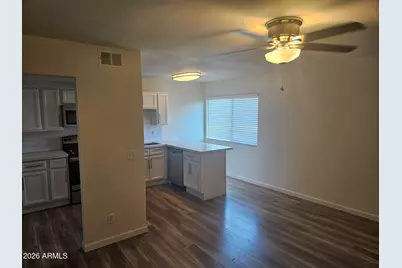 1330 E Highland Avenue #29A, Phoenix, AZ 85014 - Photo 4