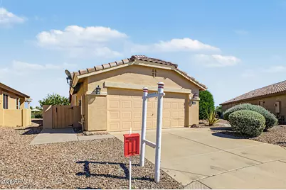 679 S 233rd Drive, Buckeye, AZ 85326 - Photo 2