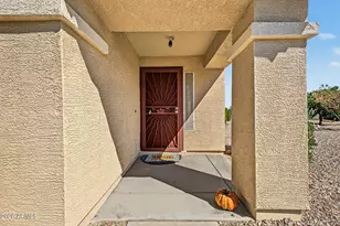 679 S 233rd Dr, Buckeye, AZ 85326 - Photo 4