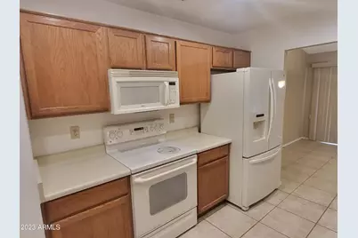 9126 W Maui Lane, Peoria, AZ 85381 - Photo 18