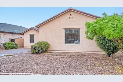 906 W Desert Hollow Drive, San Tan Valley, AZ 85143 - Photo 2